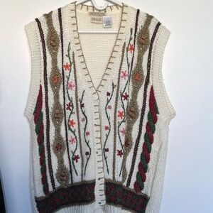 Vintage  hand knit cottage core floral vest